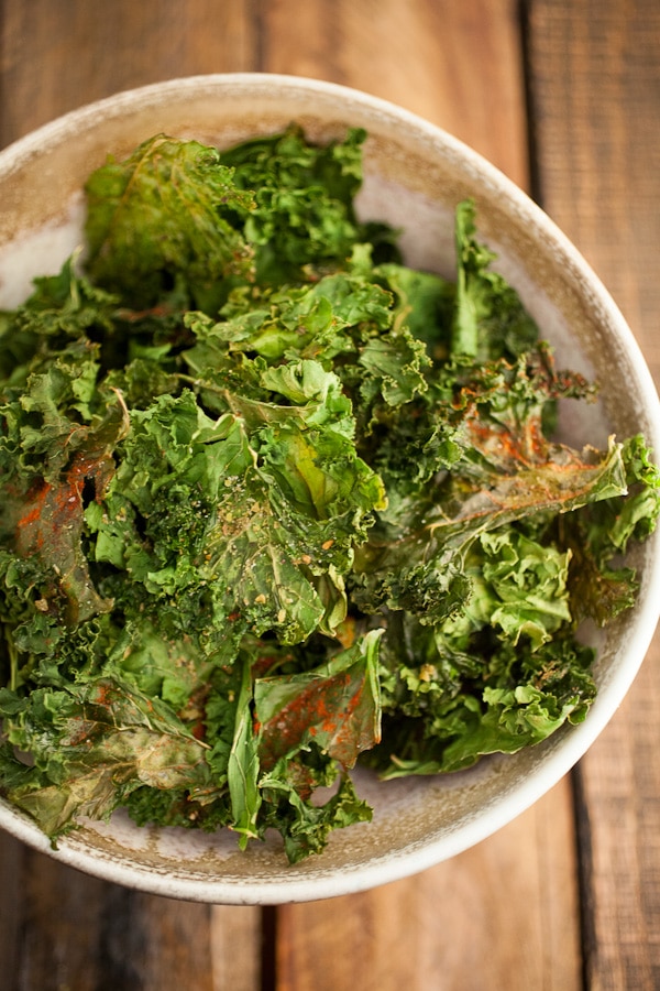 Spiced kale chips