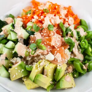 Smoked salmon rice bowl with spicy dressing.